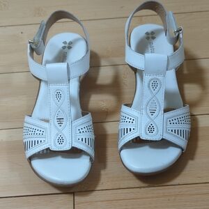 Naturalizer White Sandals